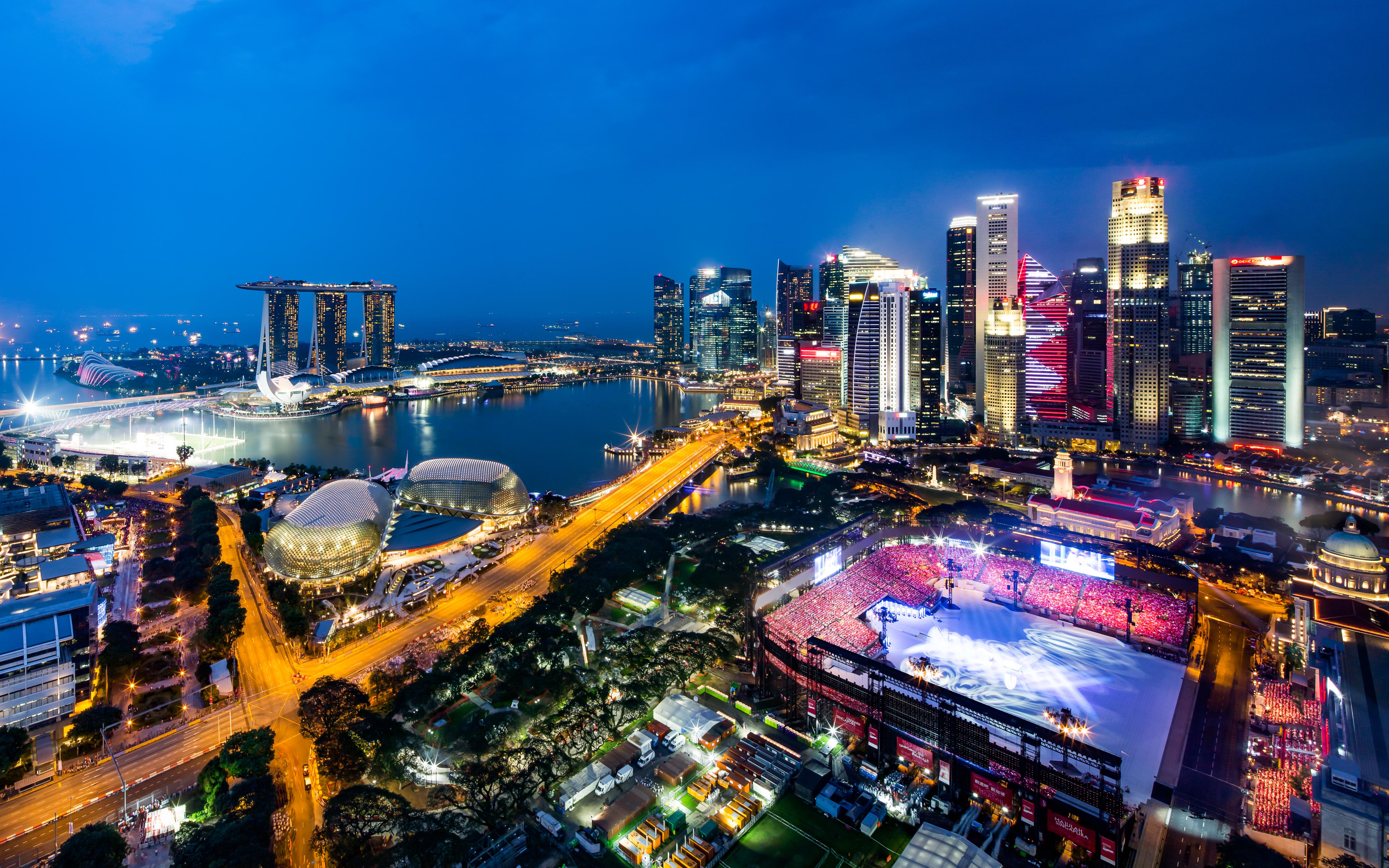 Khách sạn Swissotel The Stamford 5*