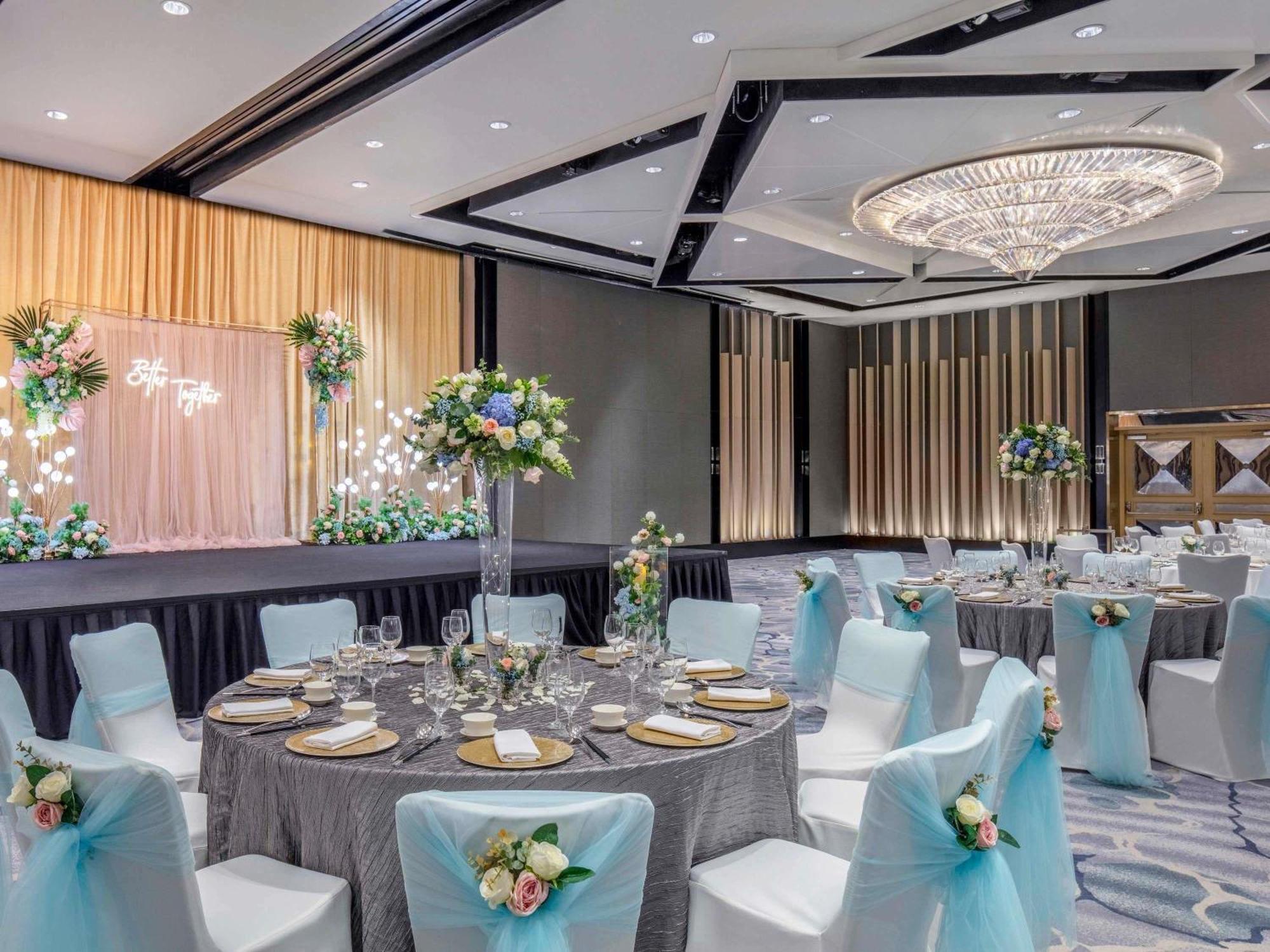 Swissotel The Stamford Khách sạn Singapore