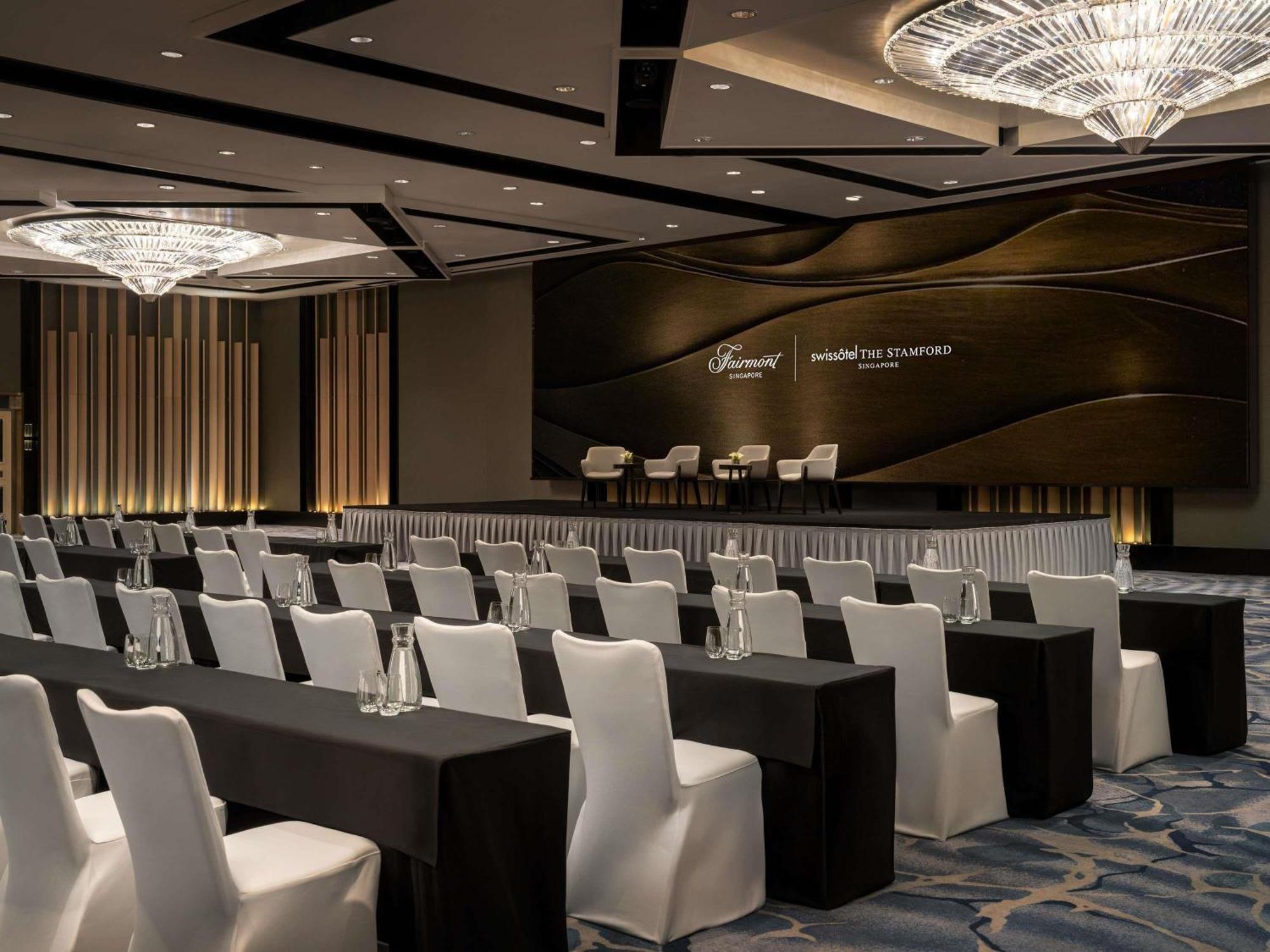 Swissotel The Stamford 5* Singapore