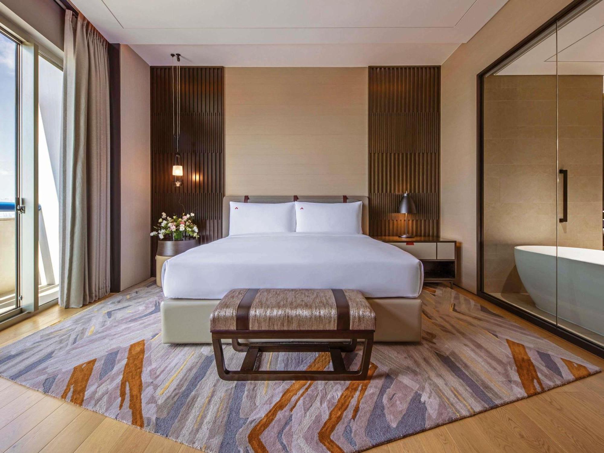 Khách sạn Swissotel The Stamford Singapore